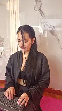 Snapshot of Aria_Bennett1 chatting on September 2025 11:43:01 AM Aria Bennett1 online show from September 2025 11:43:01 AM