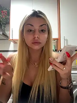 Snapshot of NoeliaGarcia17 chatting on October 2025 09:49:02 PM NoeliaGarcia17 online show from October 2025 09:49:02 PM