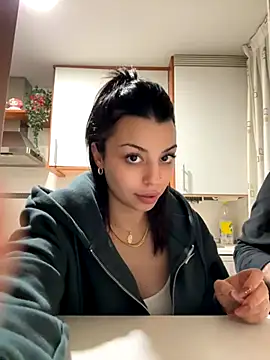 NoeliaGarcia17 online show from December 2025 10:55:01 PM