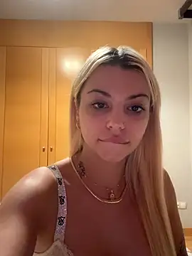Snapshot of NoeliaGarcia17 chatting on September 2025 02:26:01 AM NoeliaGarcia17 online show from September 2025 02:26:01 AM