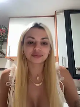 Snapshot of NoeliaGarcia17 chatting on September 2025 10:16:02 PM NoeliaGarcia17 online show from September 2025 10:16:02 PM