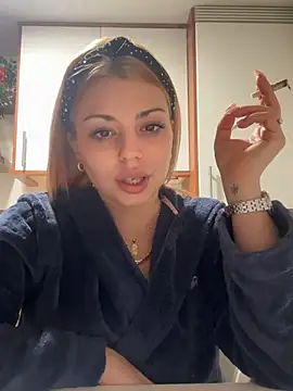 Snapshot of NoeliaGarcia17 chatting on February 2026 11:23:01 PM NoeliaGarcia17 online show from February 2026 11:23:01 PM