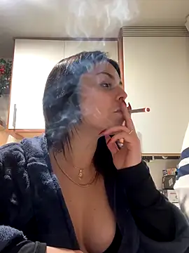 Snapshot of NoeliaGarcia17 chatting on December 2025 11:51:02 PM NoeliaGarcia17 online show from December 2025 11:51:02 PM
