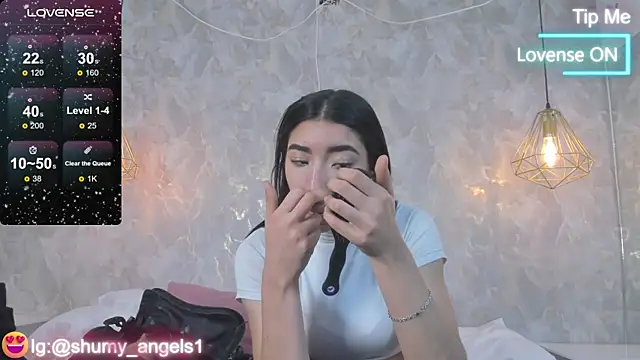 Snapshot of shumy_angels chatting on December 2025 05:06:01 AM shumy angels online show from December 2025 05:06:01 AM