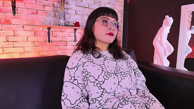 kitty malach online show from March 2026 03:05:01 AM