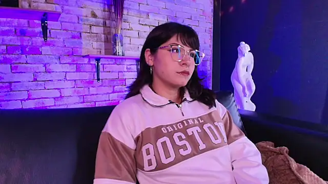 kitty malach online show from February 2026 02:55:02 AM