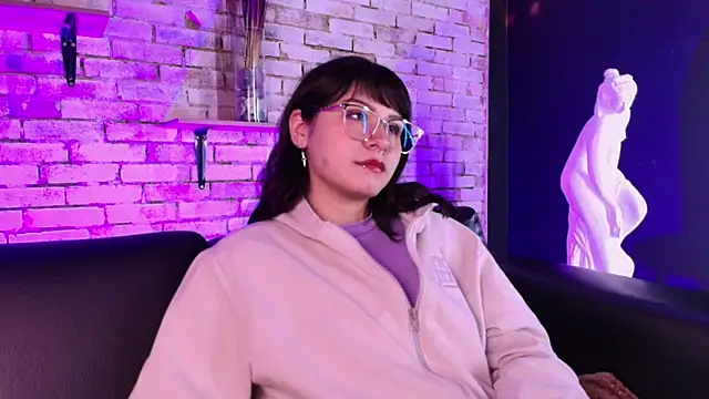 kitty malach online show from February 2026 07:43:02 AM