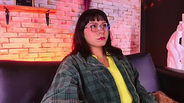 kitty malach online show from April 2026 03:02:02 AM