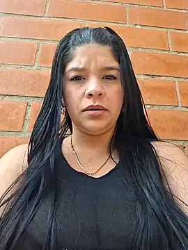 Snapshot of Eiimy_pretty chatting on October 2025 07:58:02 PM Eiimy pretty online show from October 2025 07:58:02 PM