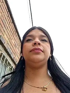 Snapshot of Eiimy_pretty chatting on October 2025 07:57:02 PM Eiimy pretty online show from October 2025 07:57:02 PM