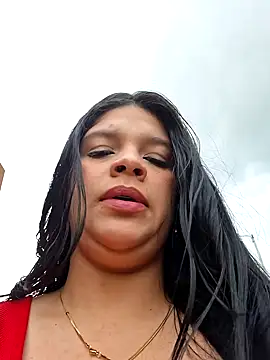 Snapshot of Eiimy_pretty chatting on October 2025 08:18:01 PM Eiimy pretty online show from October 2025 08:18:01 PM