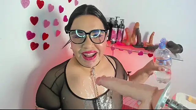 Alanna-sloppy online show from May 2026 12:33:02 PM