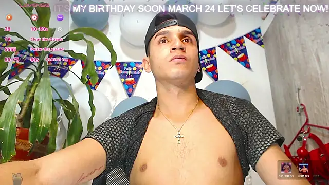 Angel latinboy online show from March 2026 04:21:01 PM