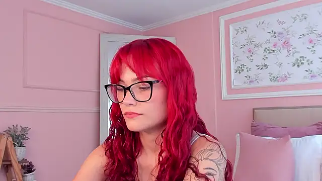 mae lyra online show from March 2026 08:15:01 PM