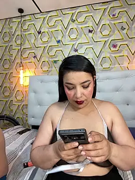 Anahibella online show from April 2026 01:39:02 PM