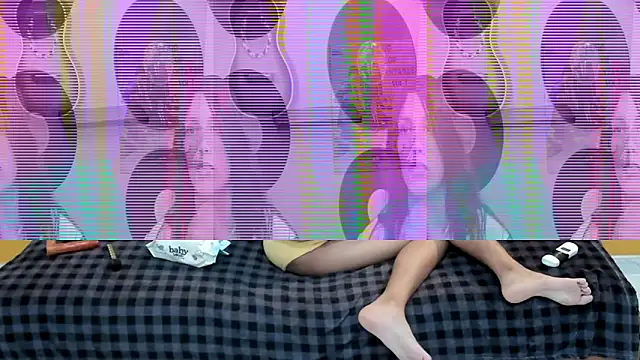 Snapshot of skinnyverus18 chatting on January 2026 07:12:01 PM skinnyverus18 online show from January 2026 07:12:01 PM