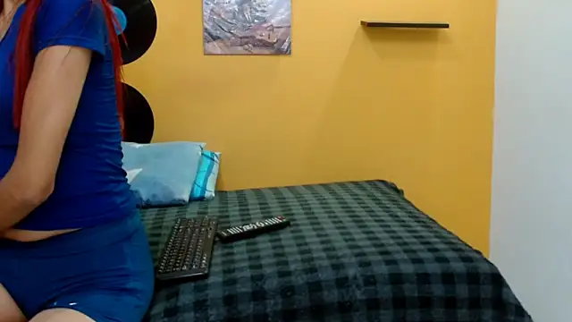 Snapshot of skinnyverus18 chatting on February 2026 07:11:01 PM skinnyverus18 online show from February 2026 07:11:01 PM