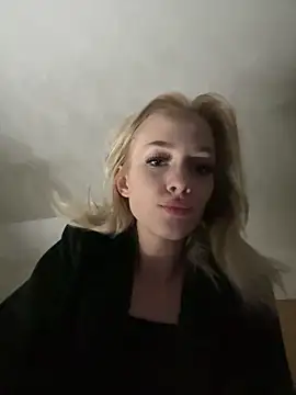 DaryaDoll online show from February 2026 03:59:01 AM