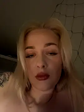 DaryaDoll online show from December 2025 10:15:02 PM