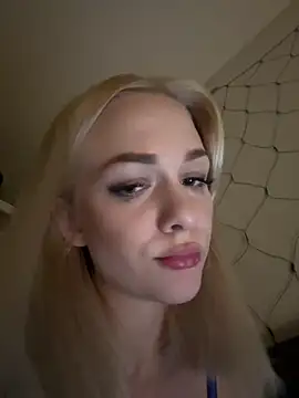 DaryaDoll online show from December 2025 01:42:01 AM