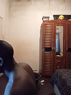 Snapshot of small_D94 chatting on October 2025 04:08:01 PM small D94 online show from October 2025 04:08:01 PM