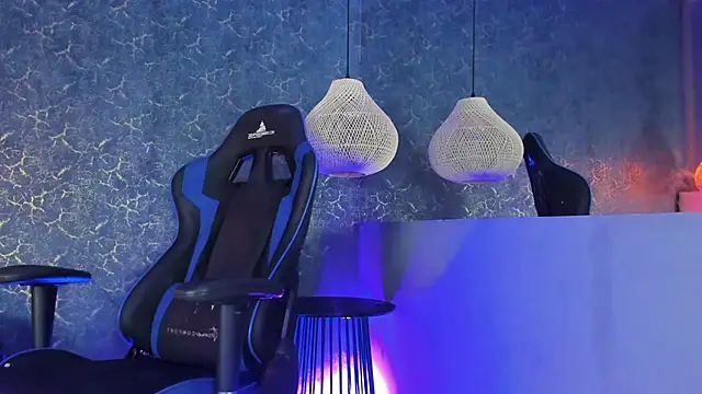 ArthurCox online show from November 2025 05:34:02 PM