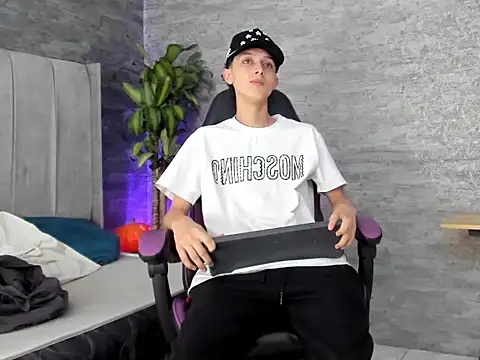 ArthurCox online show from November 2025 05:39:02 PM