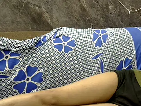 Snapshot of Your-muskan chatting on December 2025 01:17:02 PM Your-muskan online show from December 2025 01:17:02 PM