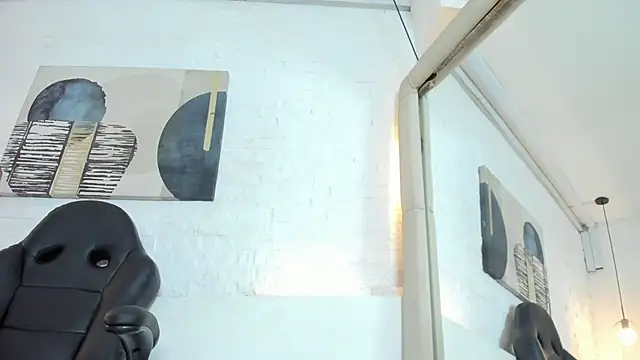 Snapshot of Sarah_GothicGirl chatting on February 2026 08:20:01 PM Sarah GothicGirl online show from February 2026 08:20:01 PM