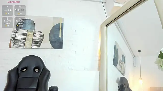 Snapshot of Sarah_GothicGirl chatting on January 2026 07:42:01 PM Sarah GothicGirl online show from January 2026 07:42:01 PM