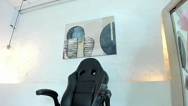 Sarah GothicGirl online show from March 2026 08:02:01 PM