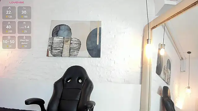 Sarah GothicGirl online show from November 2025 07:36:02 PM