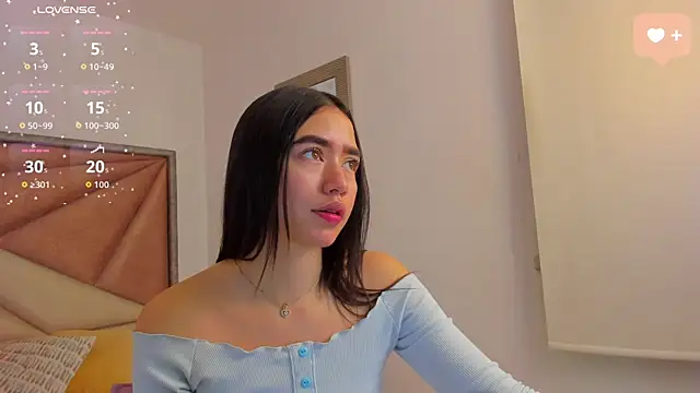 SaraWagner  online show from June 2026 12:12:01 AM