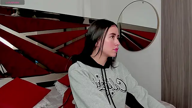 SaraWagner  online show from April 2026 12:16:02 AM