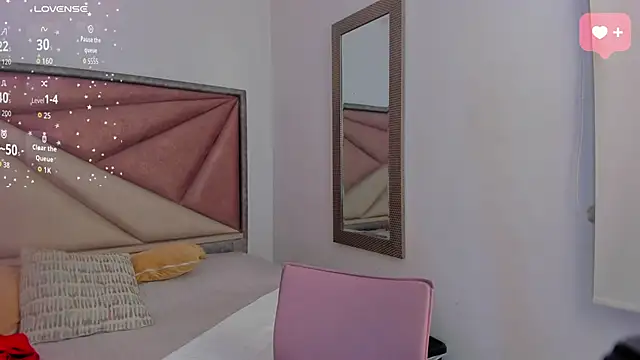SaraWagner  online show from June 2026 12:38:02 AM