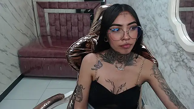 Snapshot of Ashley_Blum_v chatting on October 2025 08:10:01 PM Ashley Blum v online show from October 2025 08:10:01 PM