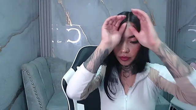 Snapshot of Ashley_Blum_v chatting on September 2025 01:06:02 PM Ashley Blum v online show from September 2025 01:06:02 PM