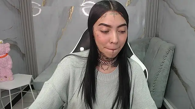 Snapshot of Ashley_Blum_v chatting on November 2025 08:12:01 PM Ashley Blum v online show from November 2025 08:12:01 PM