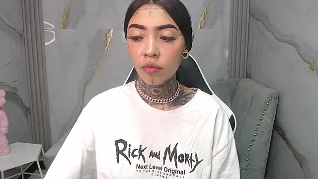 Snapshot of Ashley_Blum_v chatting on November 2025 08:14:02 PM Ashley Blum v online show from November 2025 08:14:02 PM