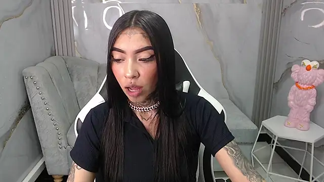 Snapshot of Ashley_Blum_v chatting on October 2025 08:09:02 PM Ashley Blum v online show from October 2025 08:09:02 PM