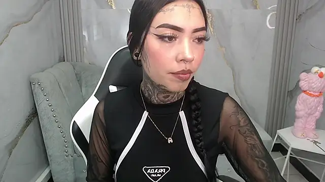 Snapshot of Ashley_Blum_v chatting on November 2025 08:09:02 PM Ashley Blum v online show from November 2025 08:09:02 PM