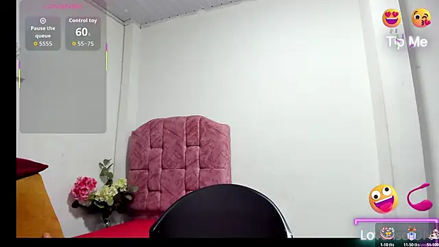 esmeraldaladys online show from November 2025 11:36:02 AM