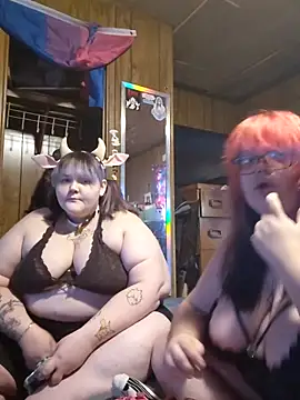 GoddessDess online show from May 2026 10:32:02 PM