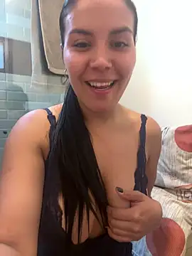 MacaW09 online show from February 2026 02:01:01 AM