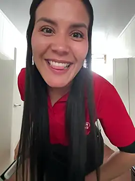 MacaW09 online show from February 2026 01:52:02 PM