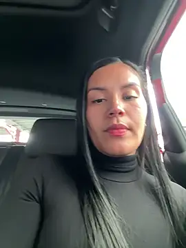 MacaW09 online show from February 2026 05:24:02 PM