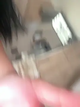 MacaW09 online show from April 2026 10:11:02 PM