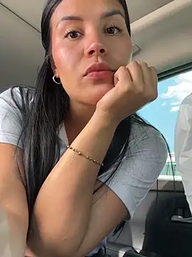 MacaW09 online show from February 2026 04:20:02 PM