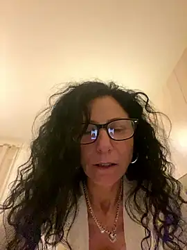 eddivad6974 online show from January 2026 08:18:02 AM