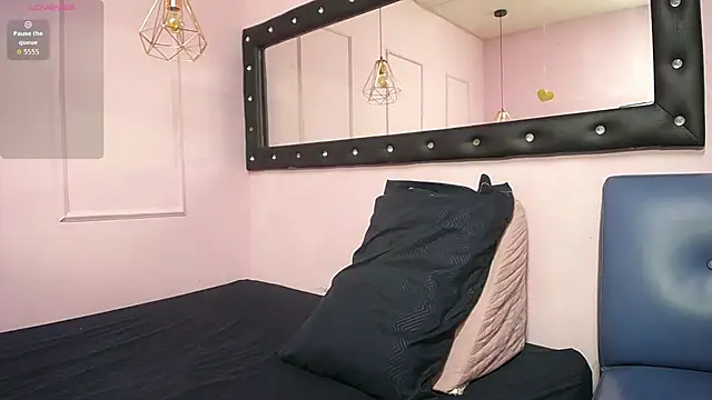 danna7cute online show from July 2026 09:44:02 PM